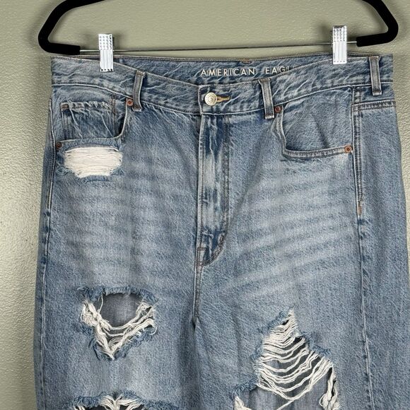 AMERICAN EAGLE Distressed Highest Rise Mom Jean Women's‎ Size 14 Regular - Picture 3 of 13